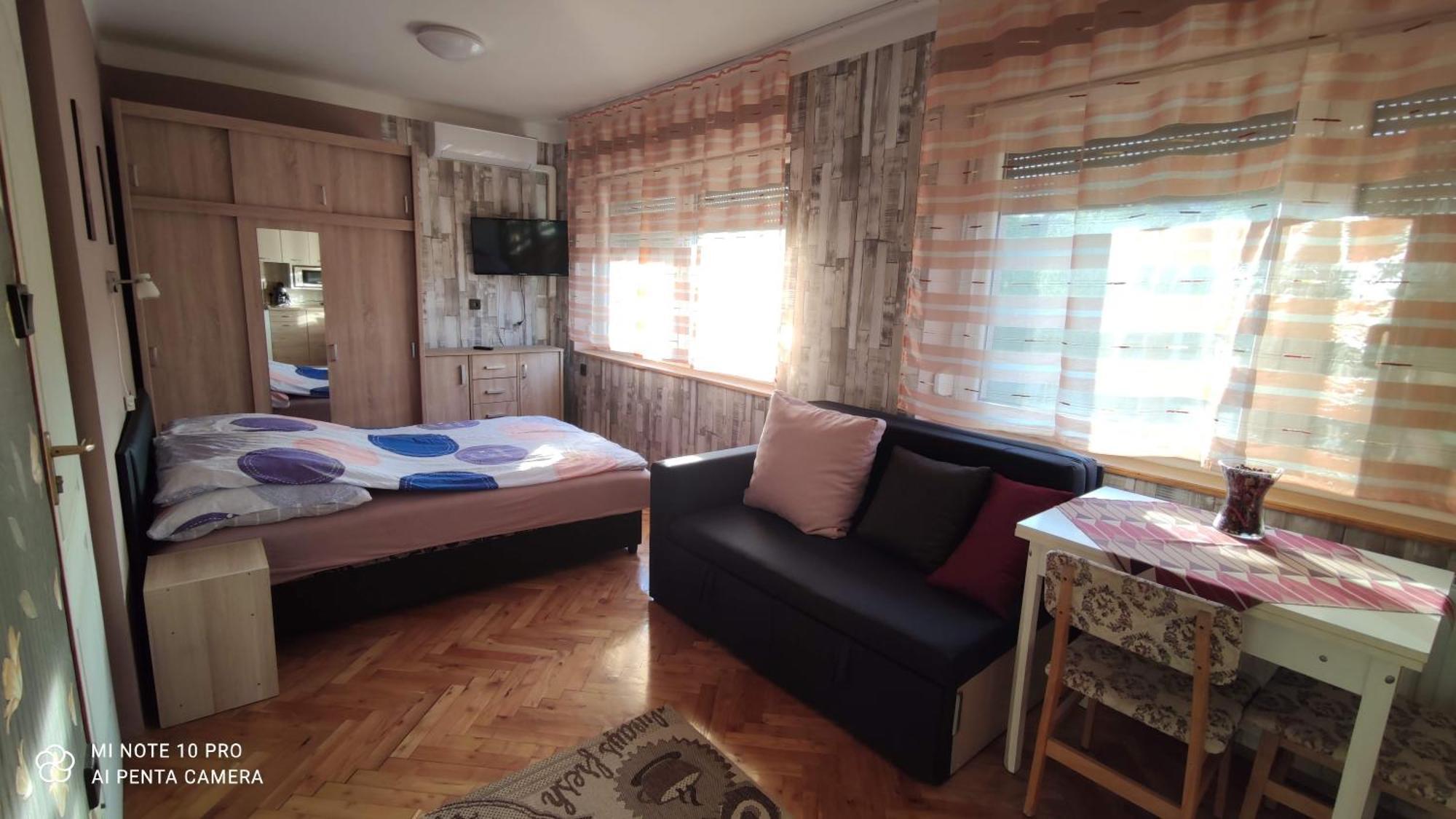 Apartman Edit Harkan Exterior foto