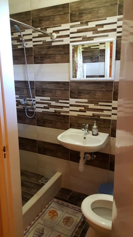 Apartman Edit Harkan Exterior foto